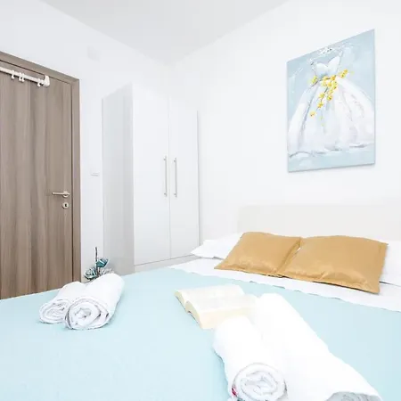 Apartments City View Trogir Exterior photo